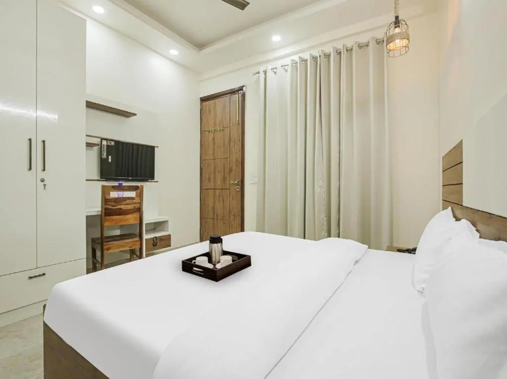 Hotel Maharaja Palace Boutique Hotels Near Medanta Medicity Gurgaon