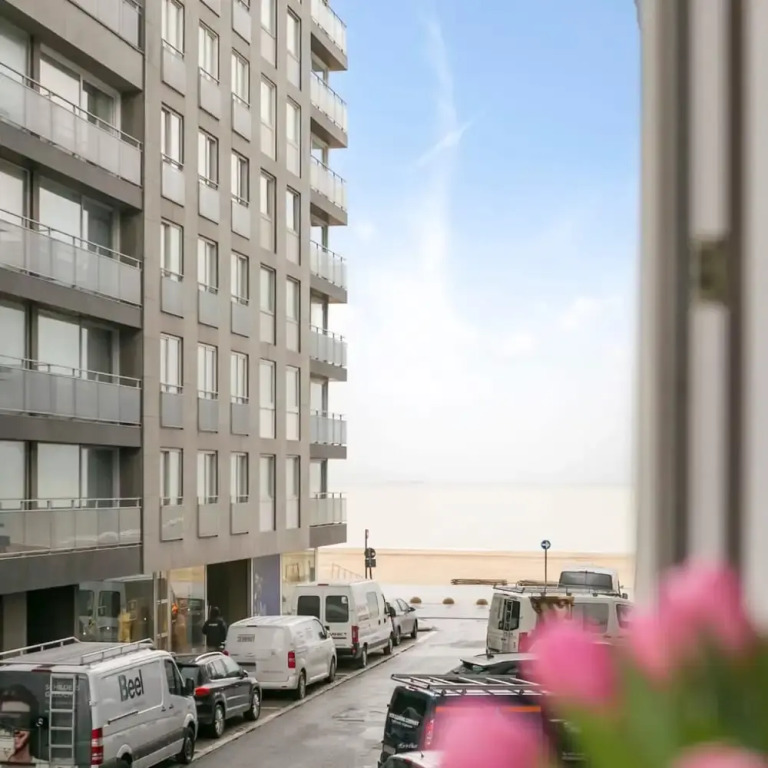 Cozy Apartment With Sea-view 1 min From Beach