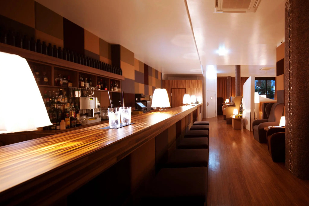 Numa Berlin Weinmeister