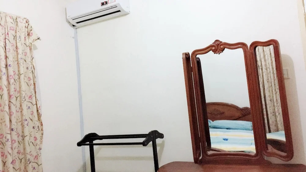 Riza Homestay