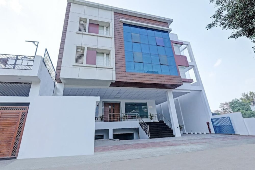 HOTEL HEAVEN GRAND
