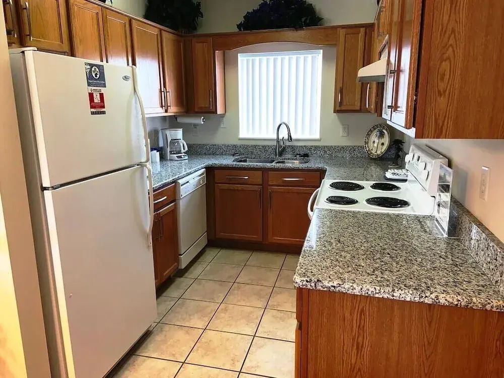 Whispering Pines 643