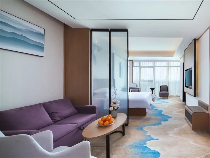 Vienna International Hotel (Suzhou High-speed Railway North Station Xiangcheng Huangdai)