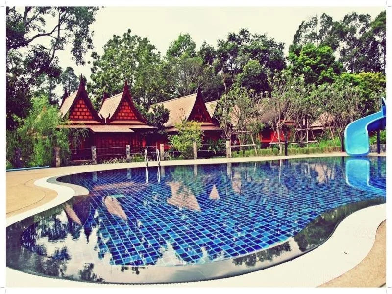 Phusakthan Resort(ภูสักธารรีสอร์ท นครนายก)