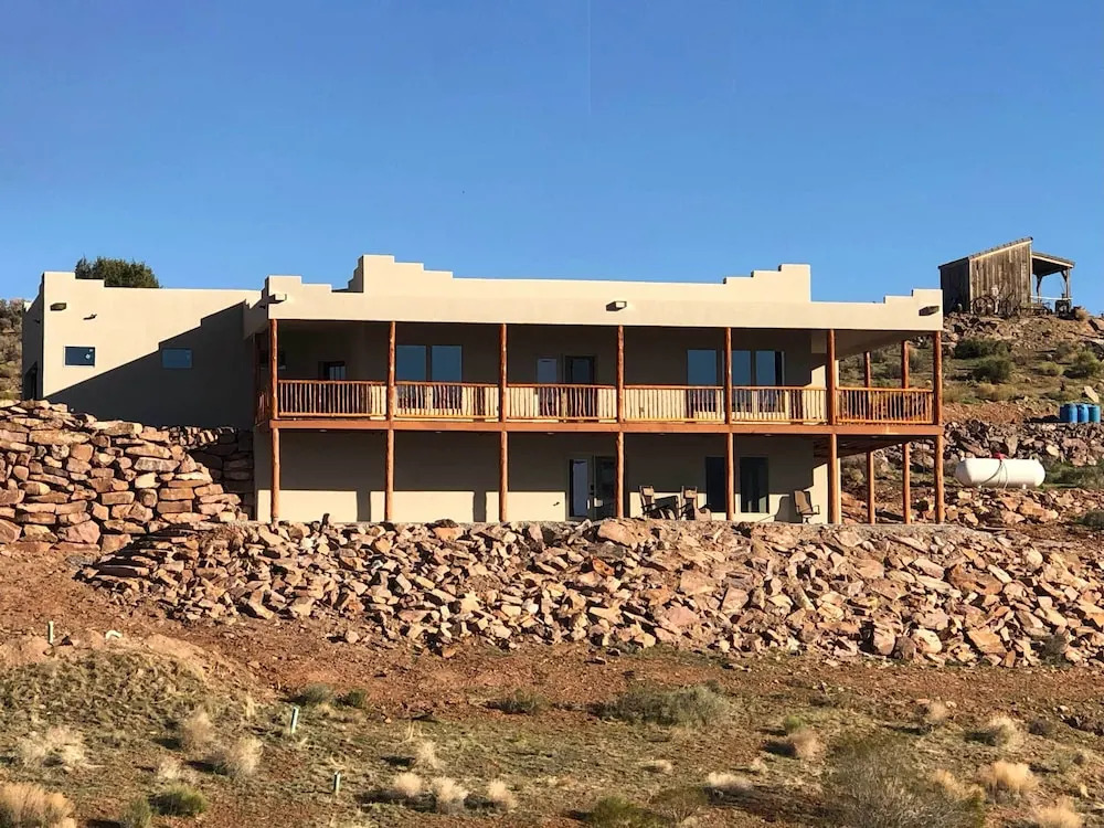 Stunning Adobe Home Overlooking Silver Reef