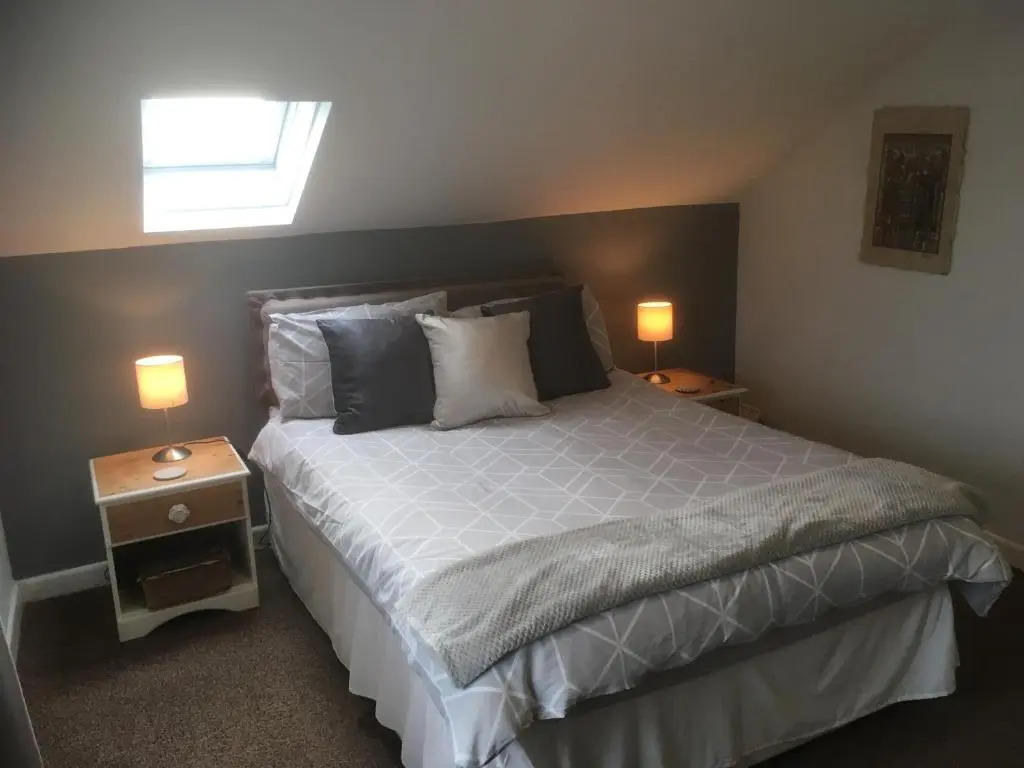 Maesnewydd Cottage