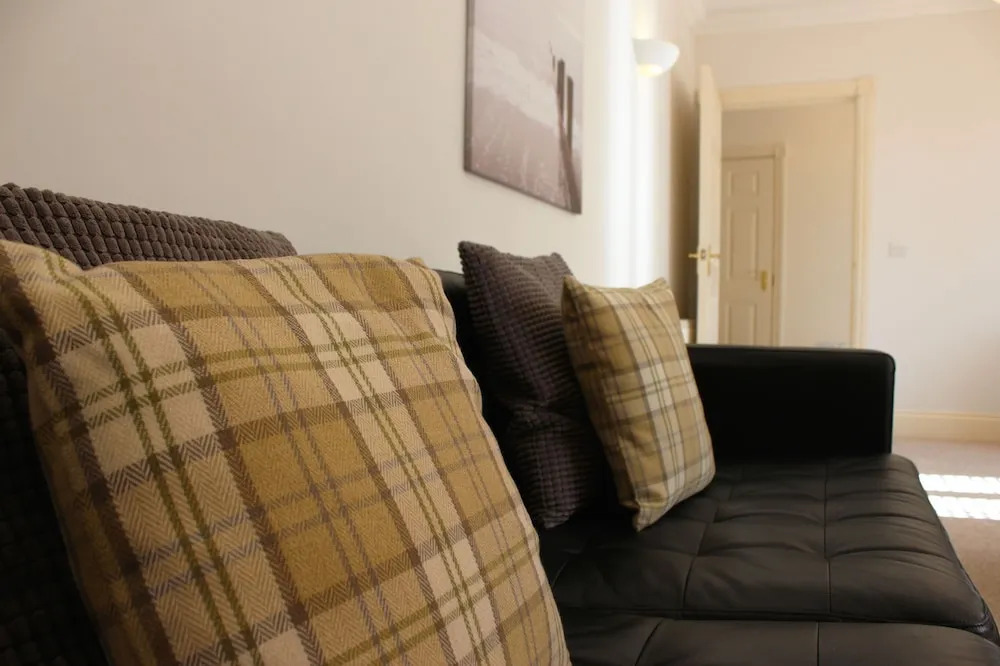 iStay - Bradlaugh House
