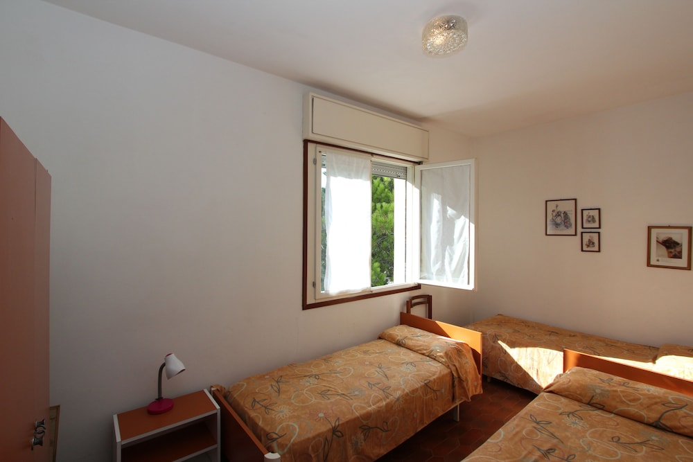 Comfy Flat by the Beach
