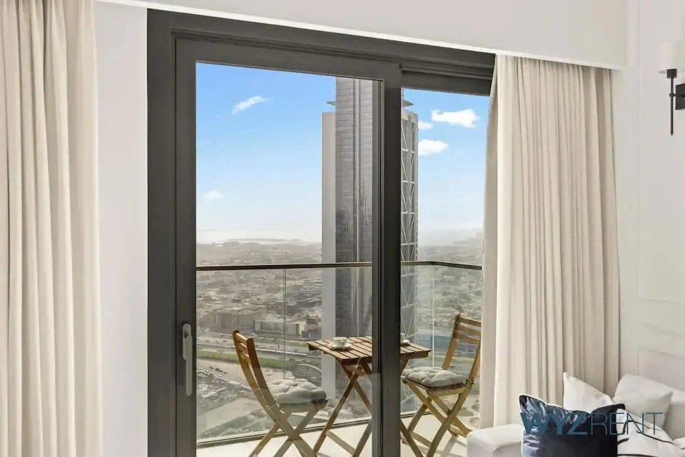Alluring Parisian 1Br in Burj Crown