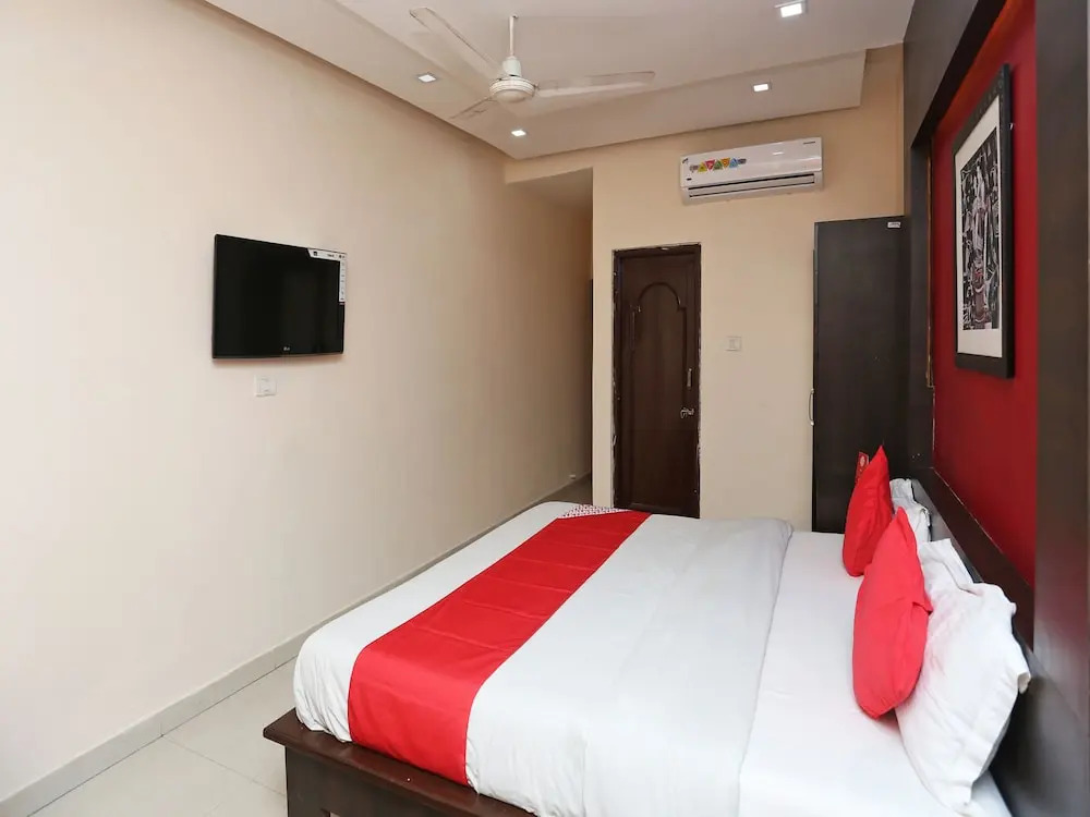 OYO 3201 Hotel Jhankar