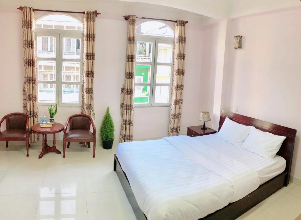 Hoan Hy Hotel