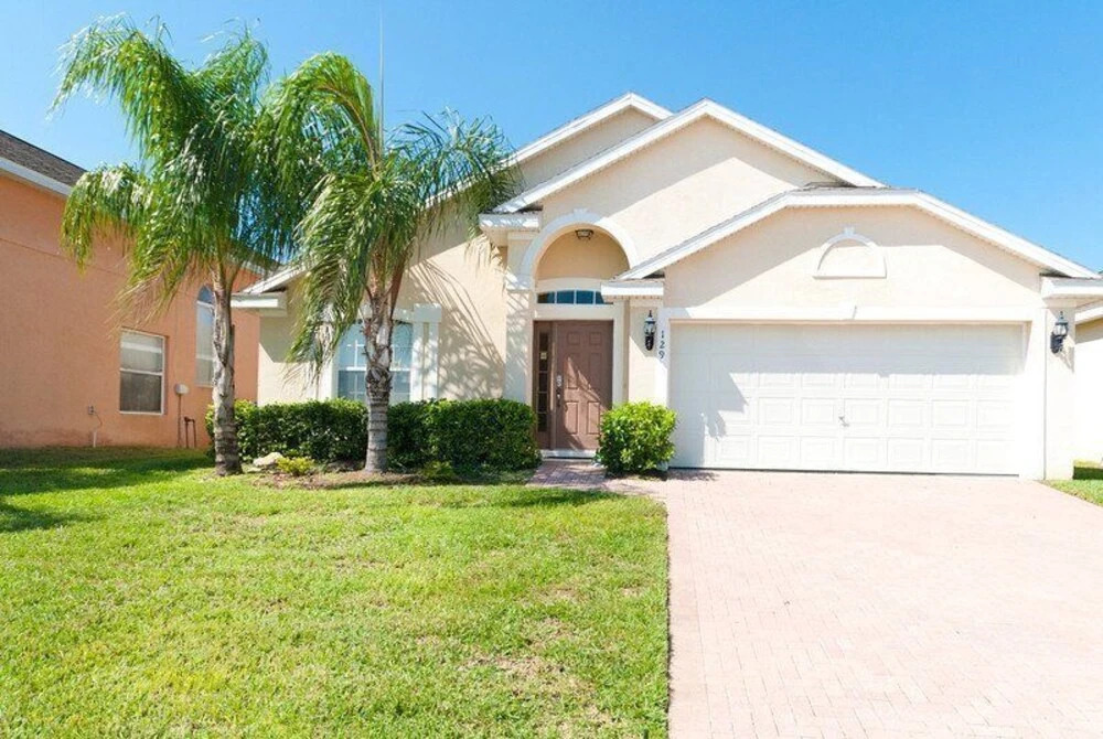 3BR Vizcay Pool Home 129 by OVRH