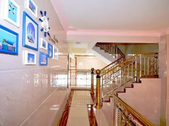 Shuntu Hotel