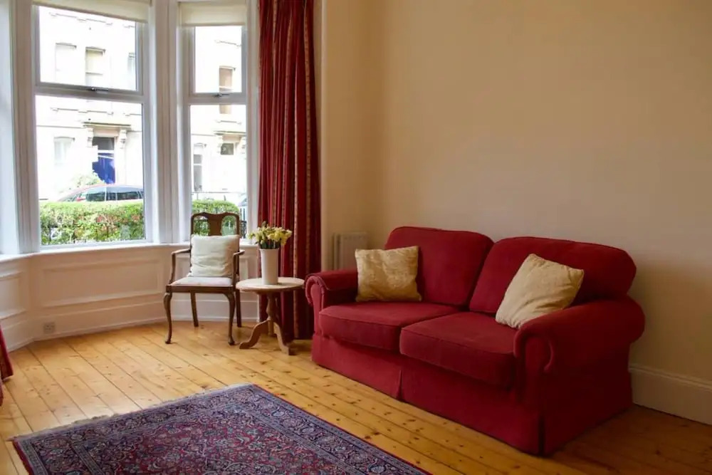 3 Bedroom Stockbridge Apartment