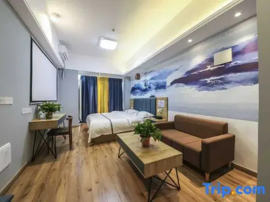 Junlan Movie Homestay