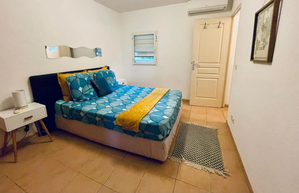 Appartement vue mer, piscine, dans quartier prisé de Gosier