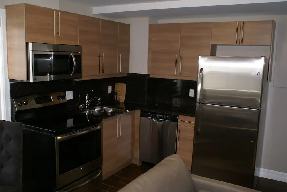 Western Hotel & Executive Suites