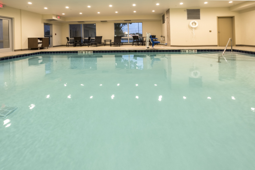 Holiday Inn Express & Suites - Commerce by IHG