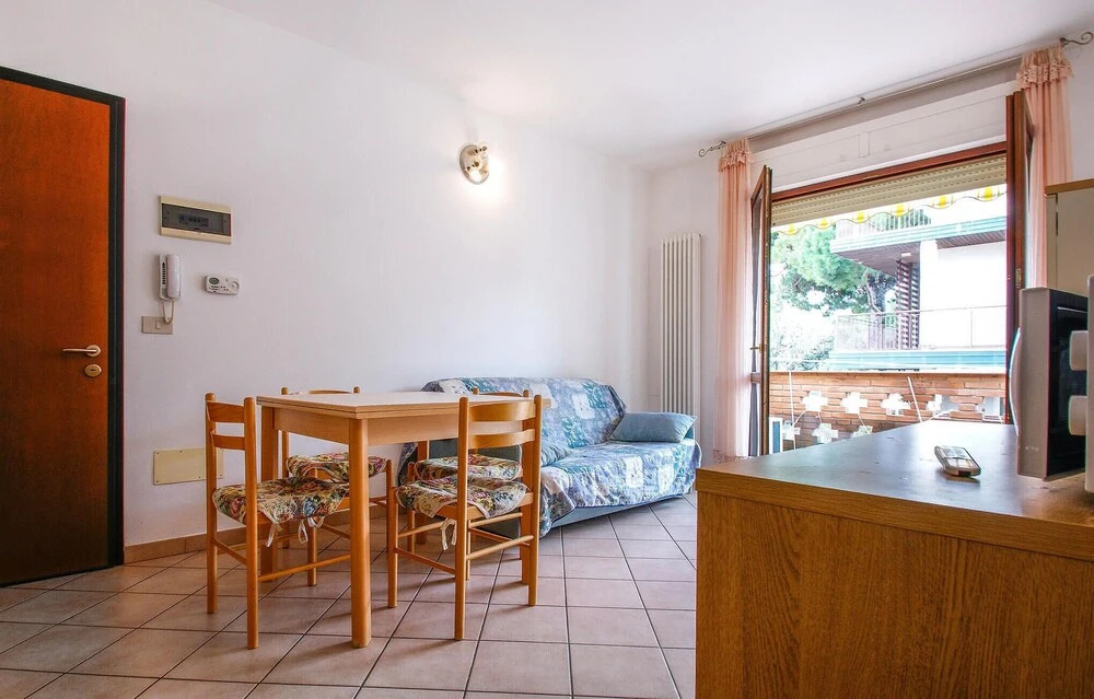 Nice Apartment in Comacchio With 2 Bedrooms and Wifi