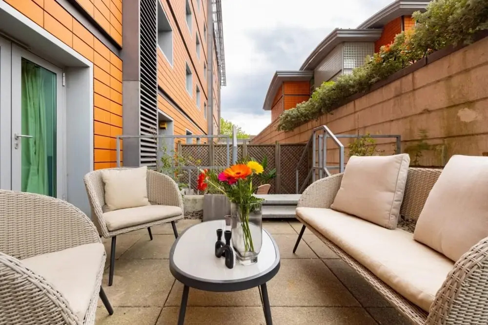 The Lambeth Flat - Modern 2bdr Flat With Parking and Terrace