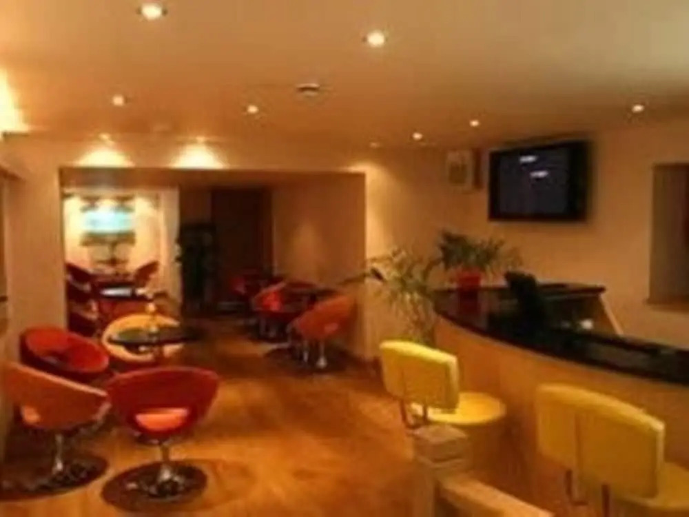 Chi Restaurant - Restaurant with rooms