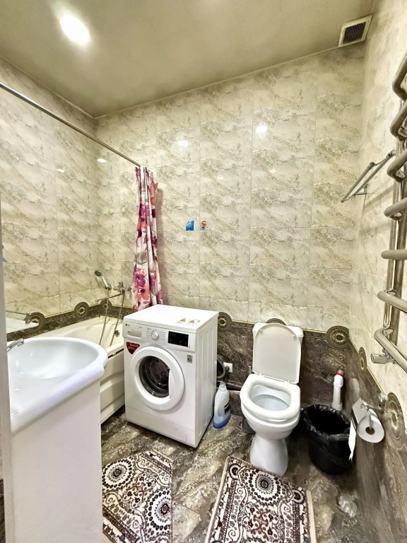Royal Rentals (Роял Ренталс) на улице Олтинтепа 394