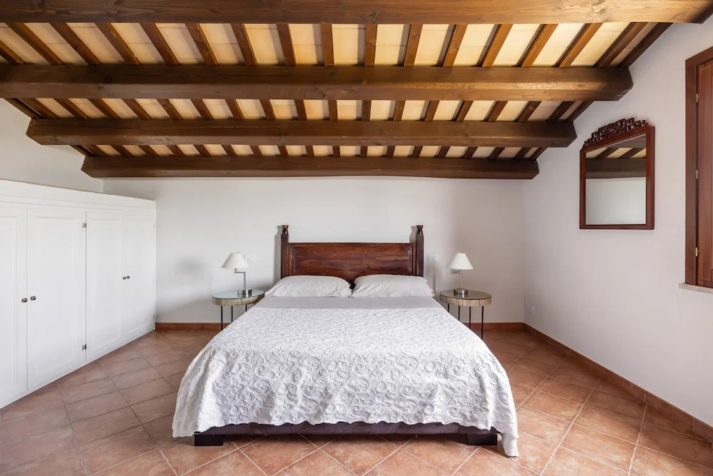 Villa sui Colli Ericini con Piscina by Wonderful Italy
