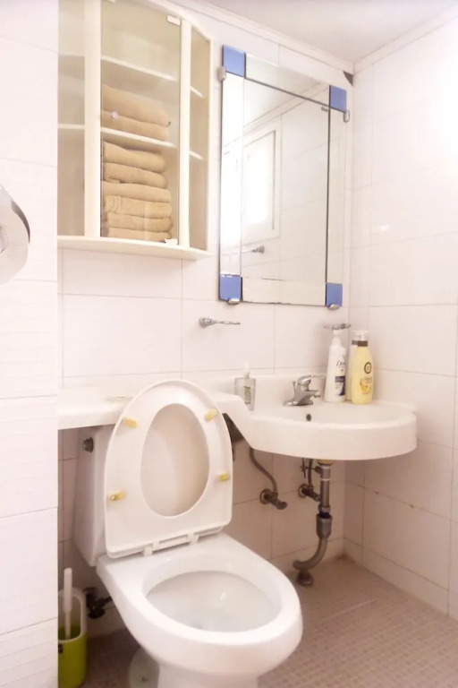 Hongdae One House Quad Room