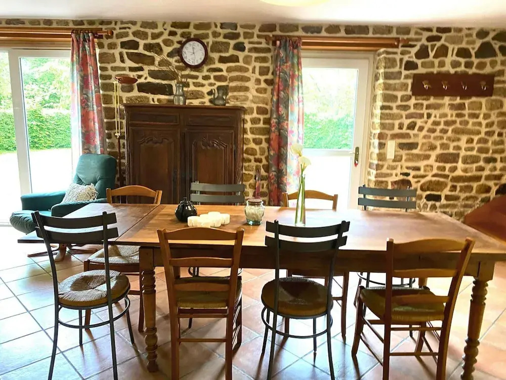 Charming Farmhouse Near the bay of Mont St Michel