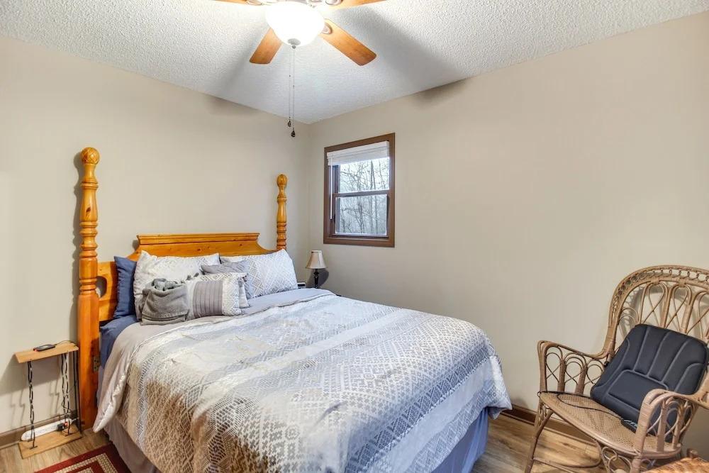 Ellijay Resort Cabin w/ Fire Pit, Decks, & Hot Tub