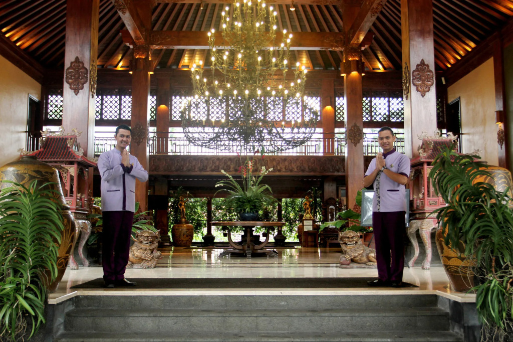 Laras Asri Resort & Spa