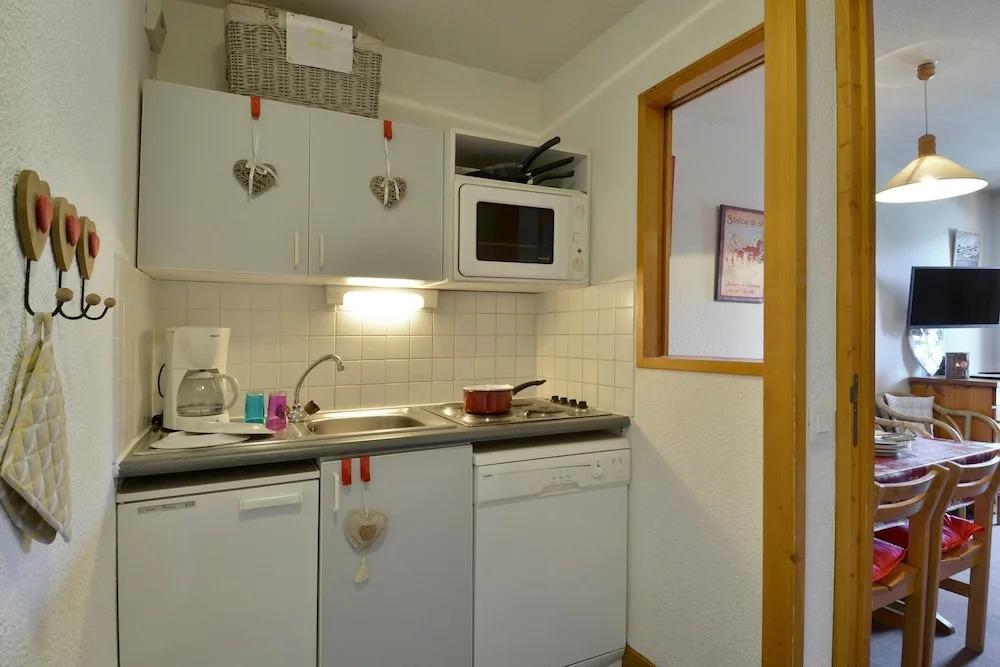Belle Plagne Two-roomed Apartment on the Slopes for 5 People of 32 mÂ² Care36
