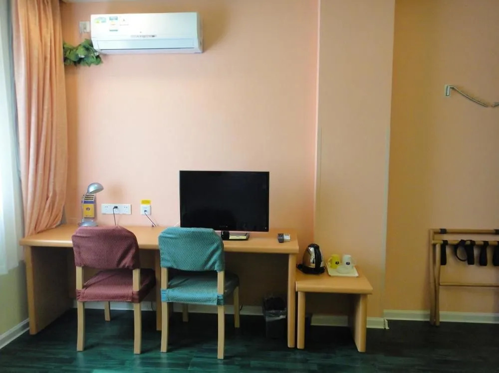Home Inn (Luoxiayuan store, Wuxi Economic Development Zone)