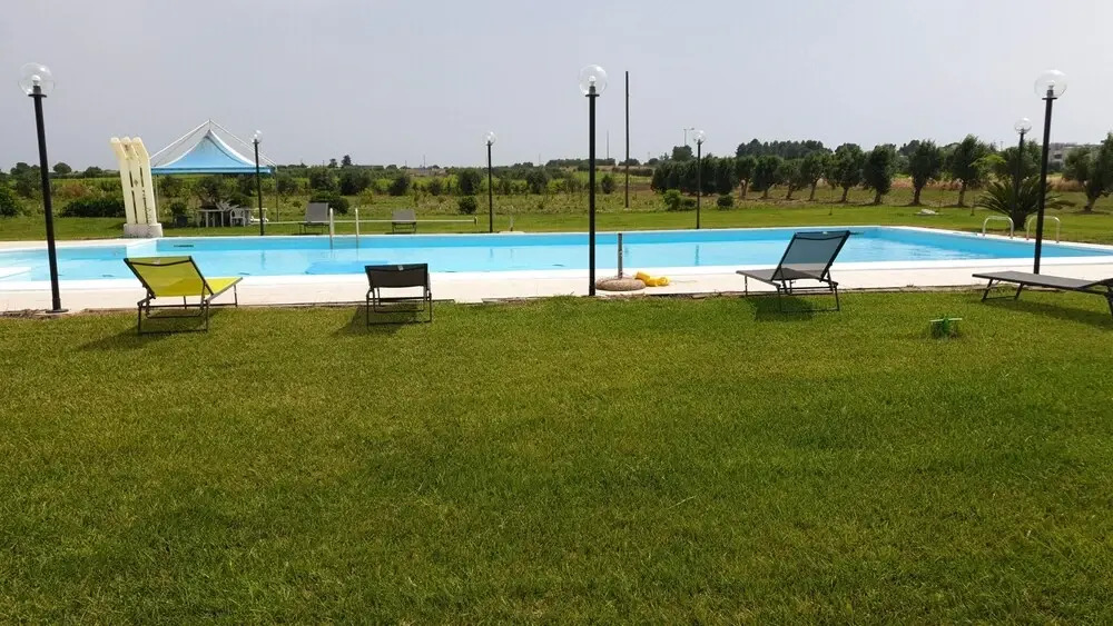 Bungalow With one Bedroom in Lizzano, With Shared Pool and Wifi - 6 km From the Beach