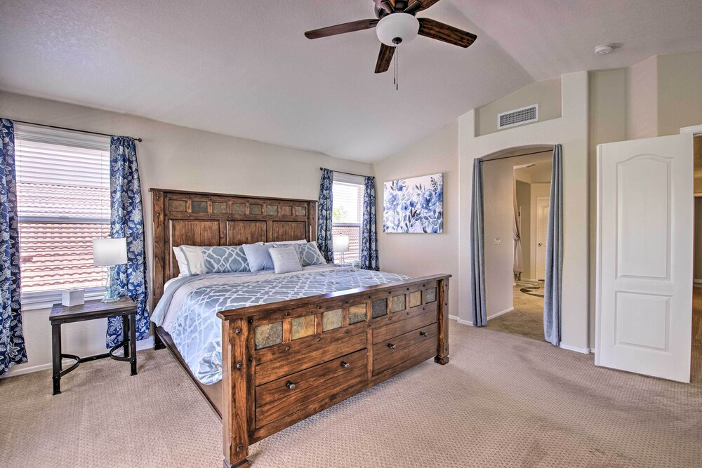 Boat Dock, Game Room! Lakefront Glendale Getaway