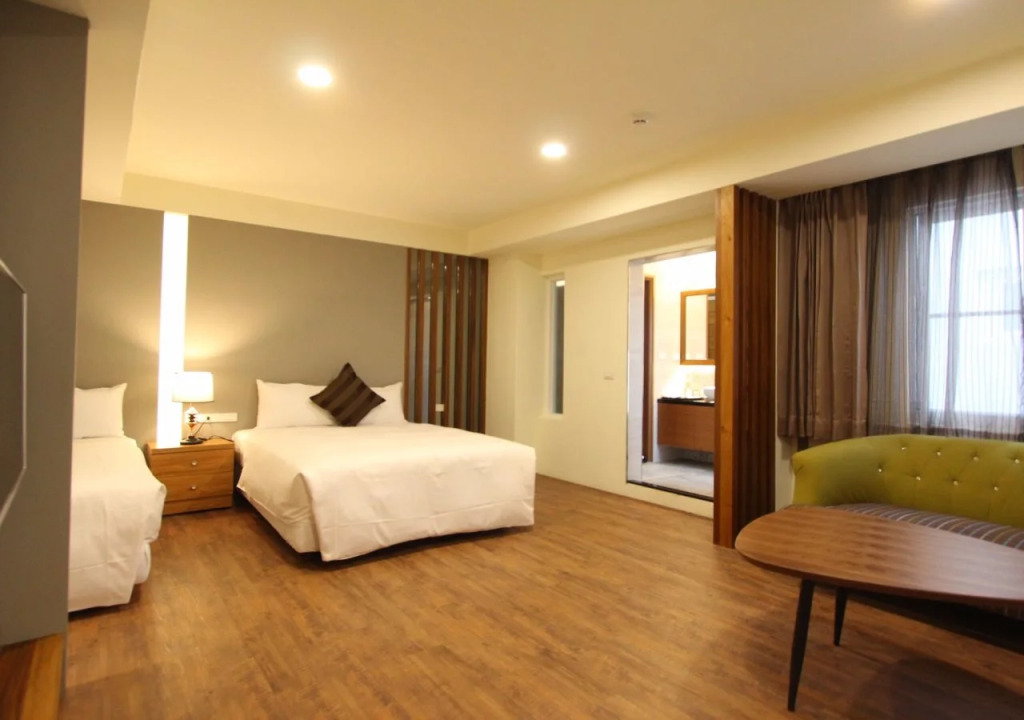 Hido Hostel III