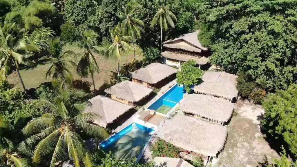 Kokomo Dive Resort Accommodation Hotel