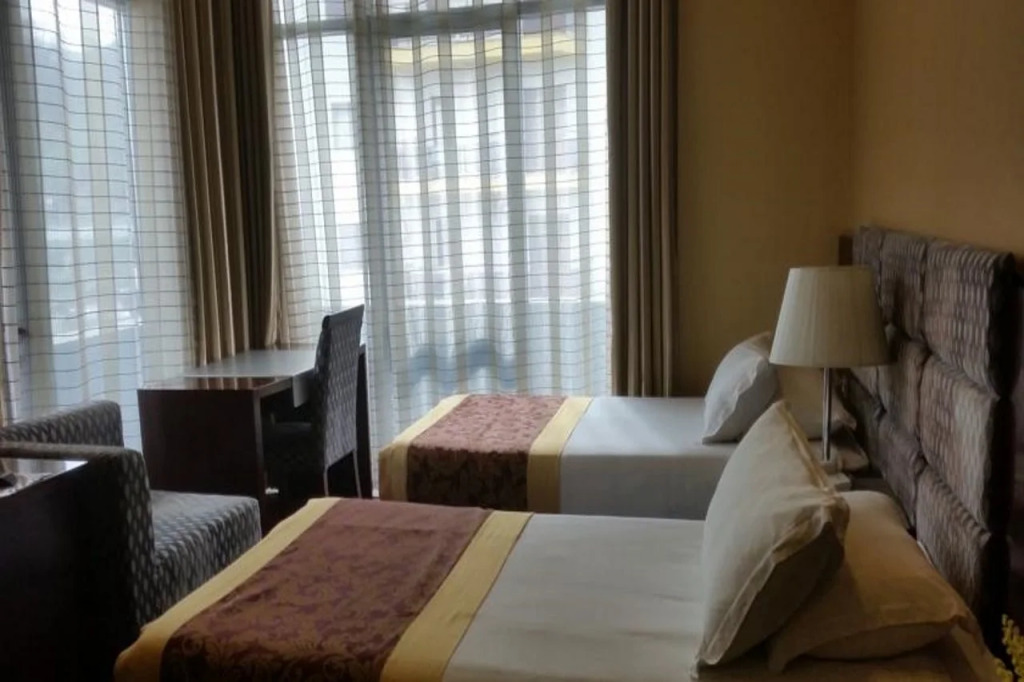 Hotel Arifi