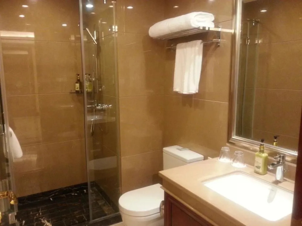 Hangzhou Lingtaoge Hotel