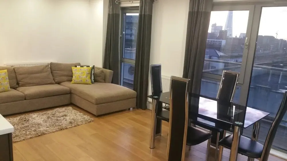 Astonished 2 Bedroom near London Bridge