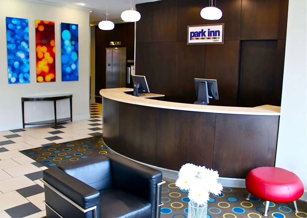 Park Inn & Suites by Radisson, Vancouver