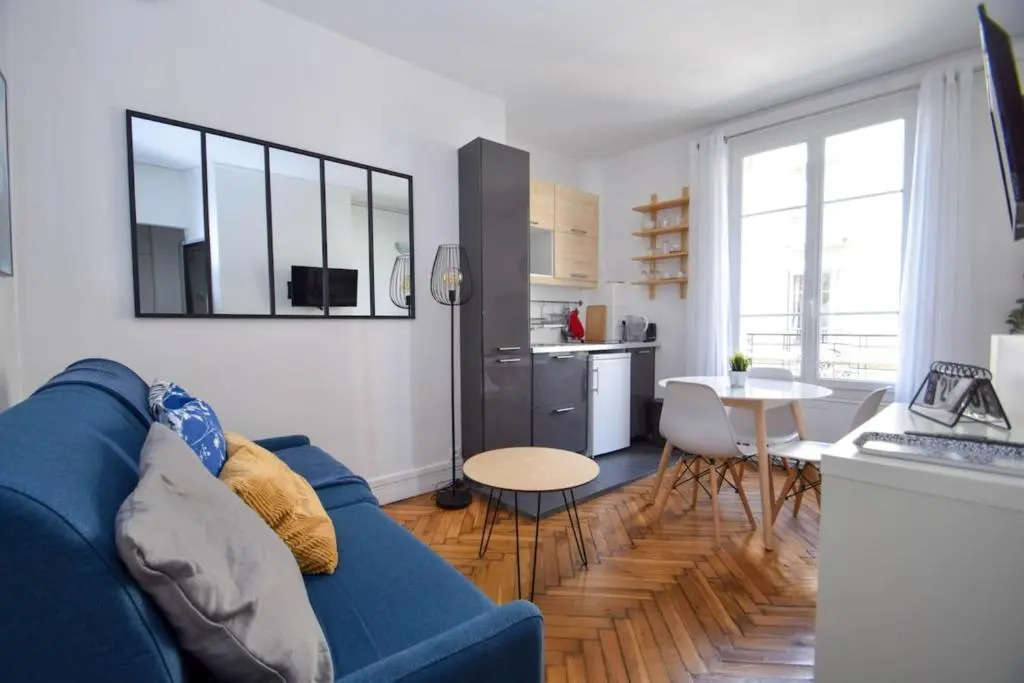 Cosy studio à 1mn du métro St-Mandé tout équipé