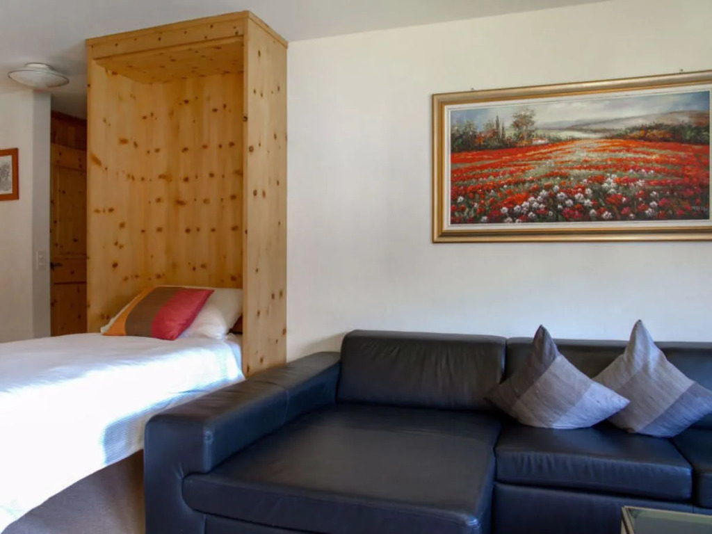 Apartment Chesa Polaschin B - B10 - Sils by Interhome