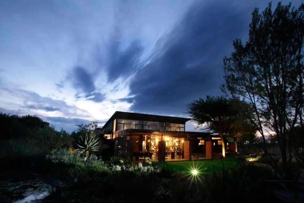 Liedjiesbos Urban Olive Farm Accommodation