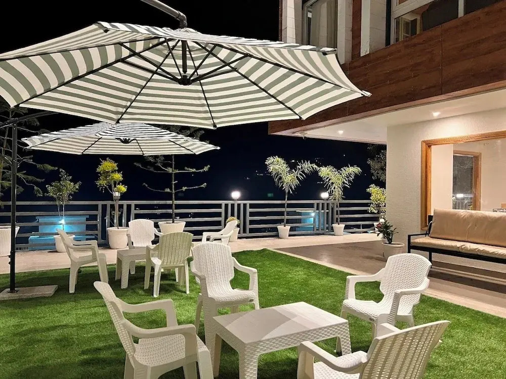 Hotel Rockland Residency
