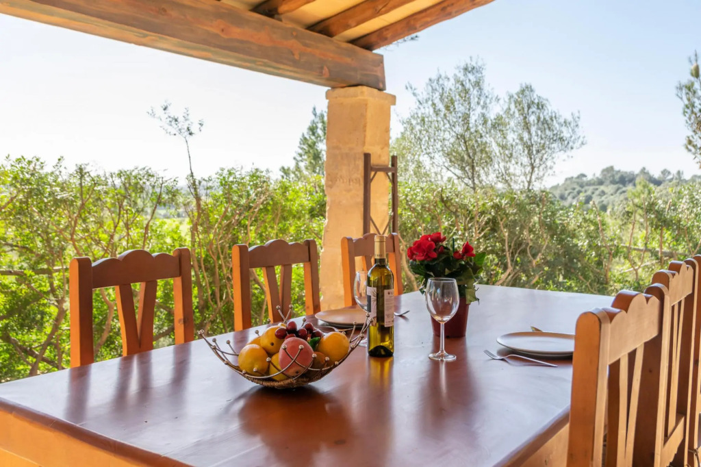 CAN GREVER - Charming country house with private pool. Ideal for couples. Free WIFI.