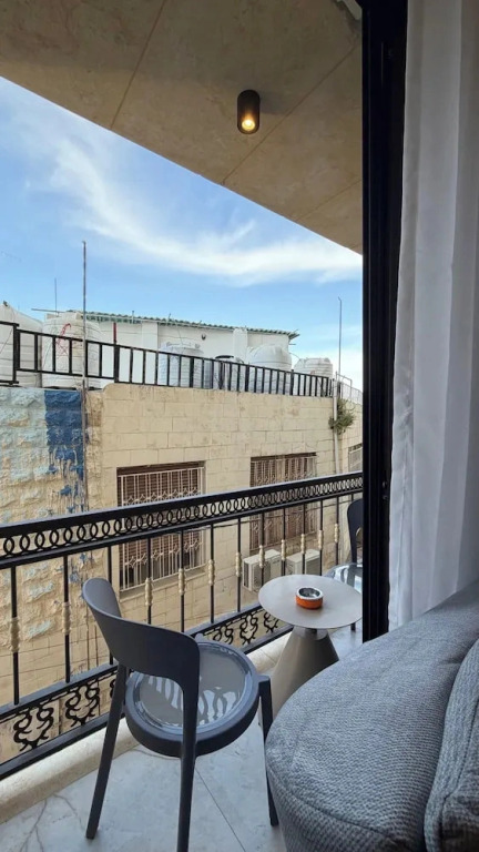 213 Tara-jre Jabal Al Lweibdeh With Stunning View