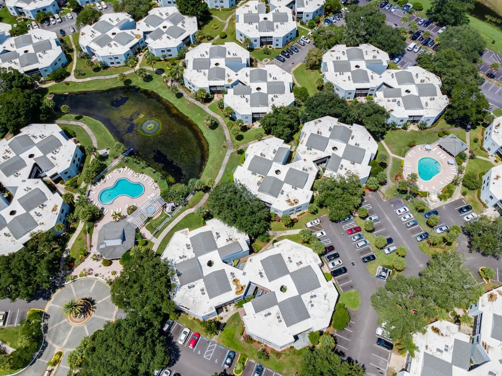 Luxury House - Sleeps 8 Golf Disney Family Fun