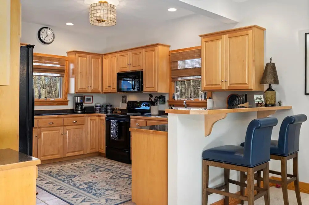 111 Hickory Springs in Wintergreen Resort