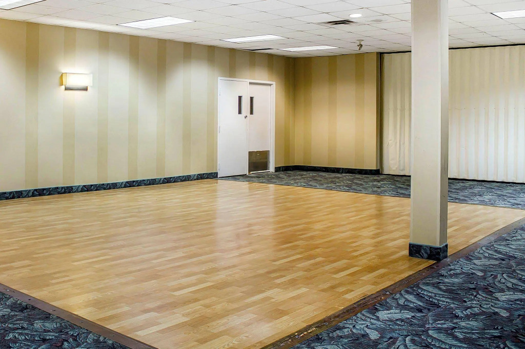 Wilkes-Barre Inn & Suites